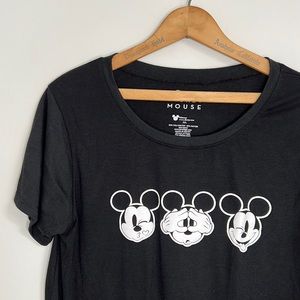 Women's XXL Disney Mickey Mouse Hi-Low T Shirt Super Soft Black & White Tee